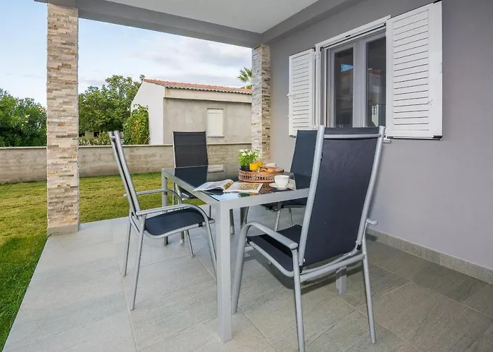 By The Sea - 18557 Apartman